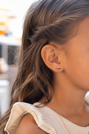 Boucles d'oreilles pour enfant dorées pastèques - Bijou porté