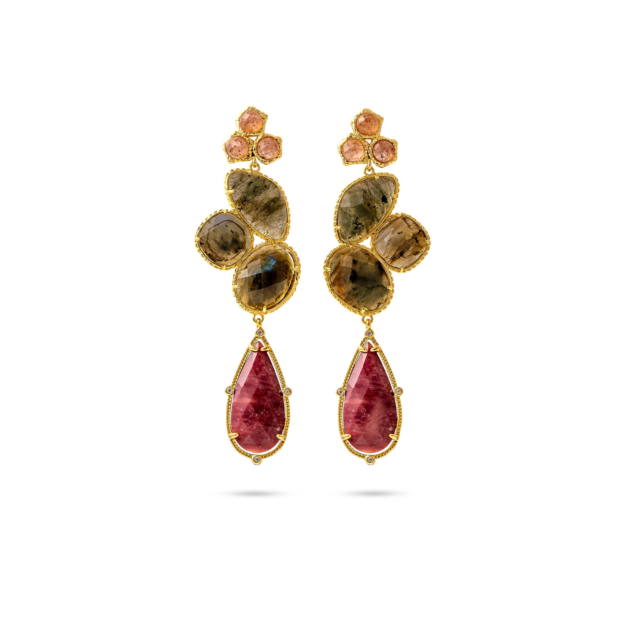 Boucles d'oreilles pendantes pierres naturelles Regina - Bijou photographié sur fond blanc