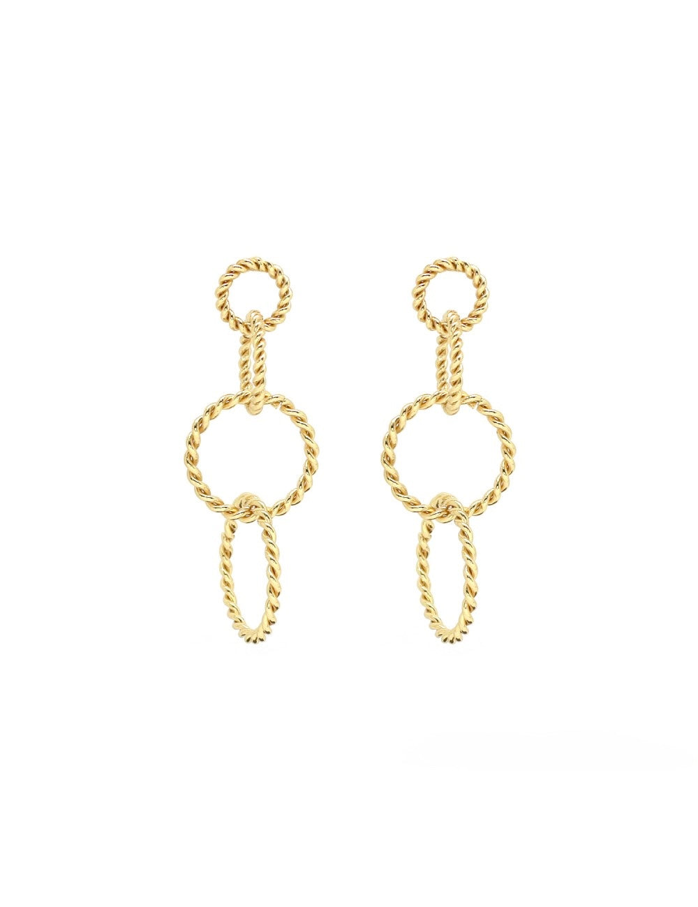 Boucles d’oreilles pendantes dorées Divia composées d’anneaux torsadés entrelacés - Bijou photographié sur fond blanc