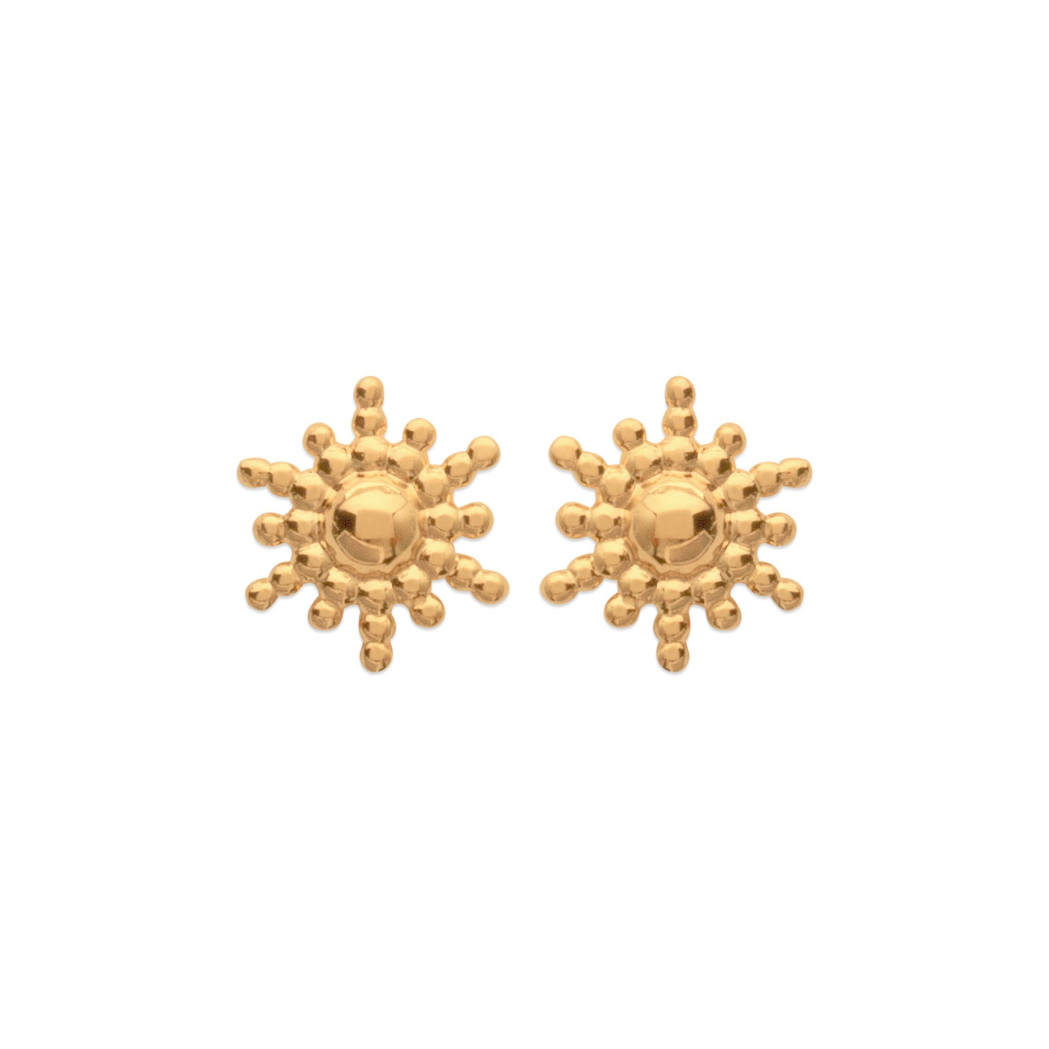 Boucles d'oreilles dorées Adi mini puces soleils - Bijou sur fond blanc