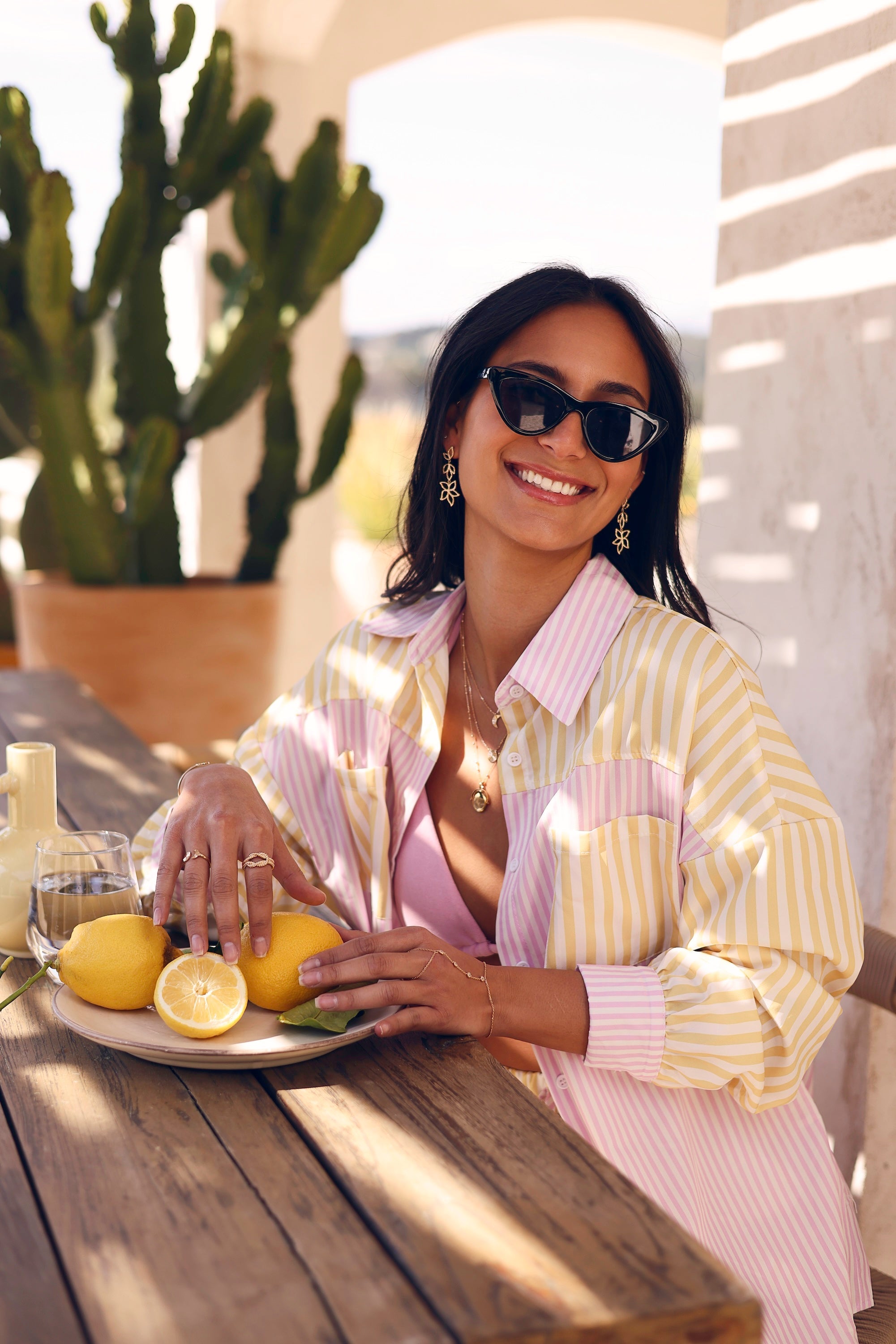 Bracelet de main doré Mathilde zircons - Bijou porté