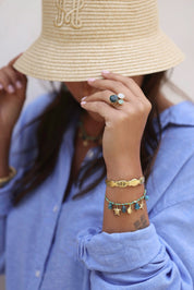 Bracelet doré Alizée pendentifs marins - Bijou porté