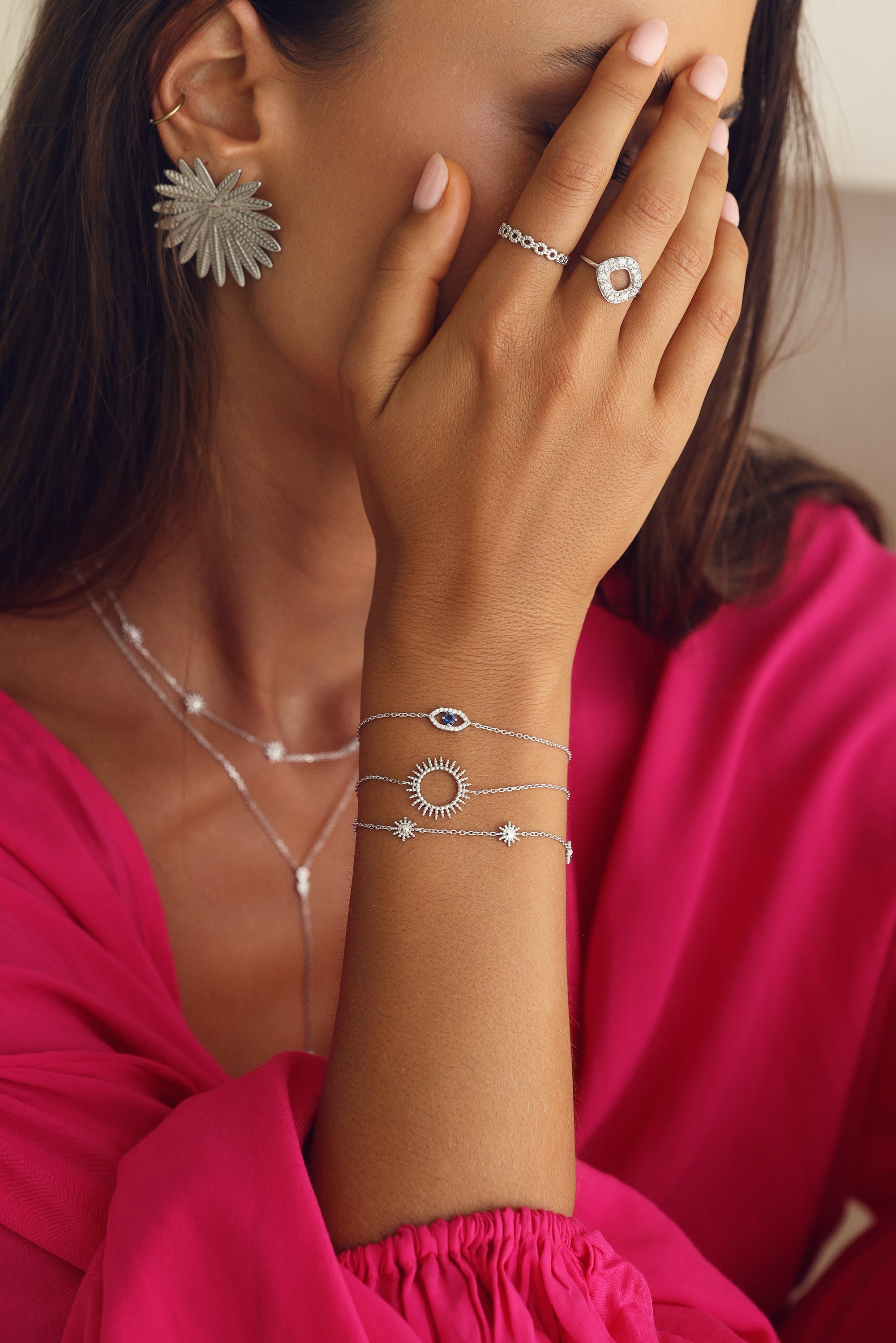  Bracelet en argent motif soleil ajouré Adi - Bijou porté
