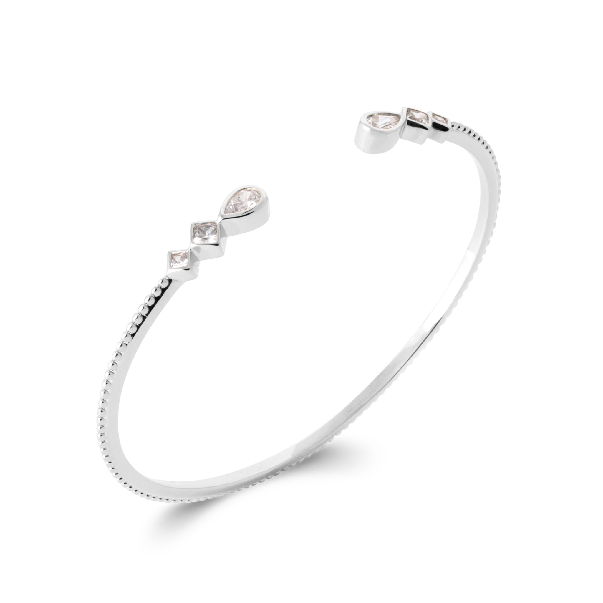 Bracelet jonc en argent zircons Enya - Bijou photographié sur fond blanc