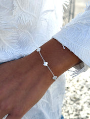 Bracelet en argent Eve orné de trèfles en nacre - Bijou porté