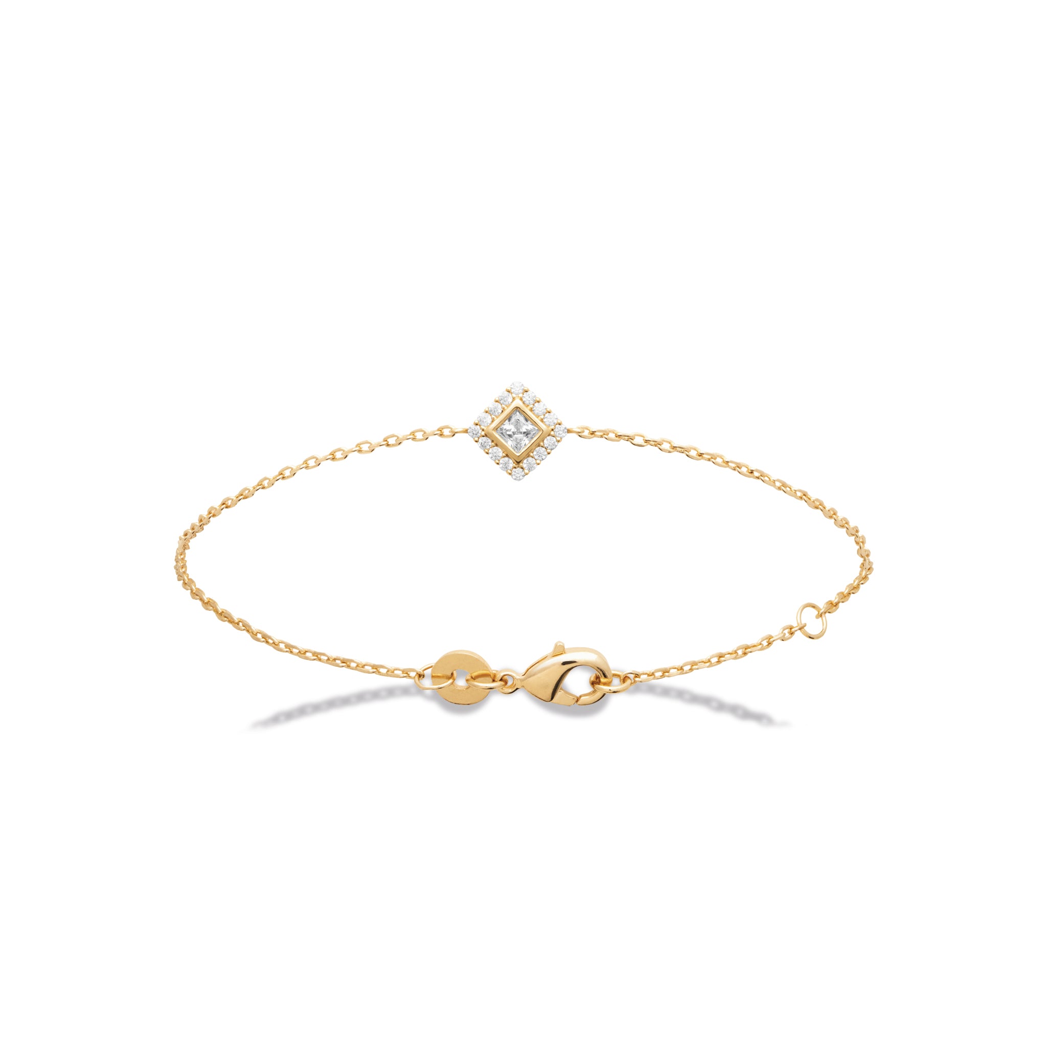 Bracelet doré Ivana avec motif losange orné de zircons - Bijou photographié sur fond blanc
