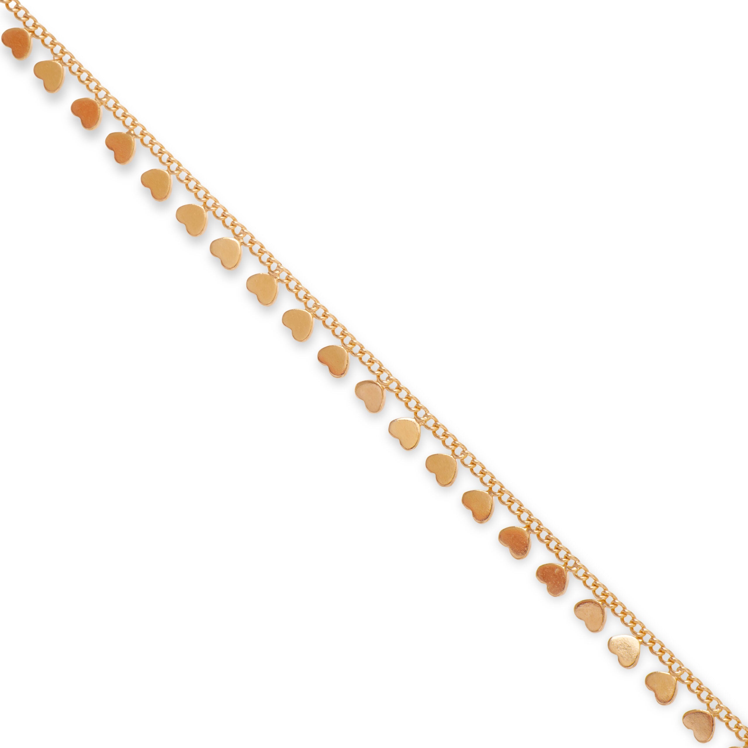 Bracelet doré Amore orné de pampilles en forme de cœur - Bijou sur fond blanc