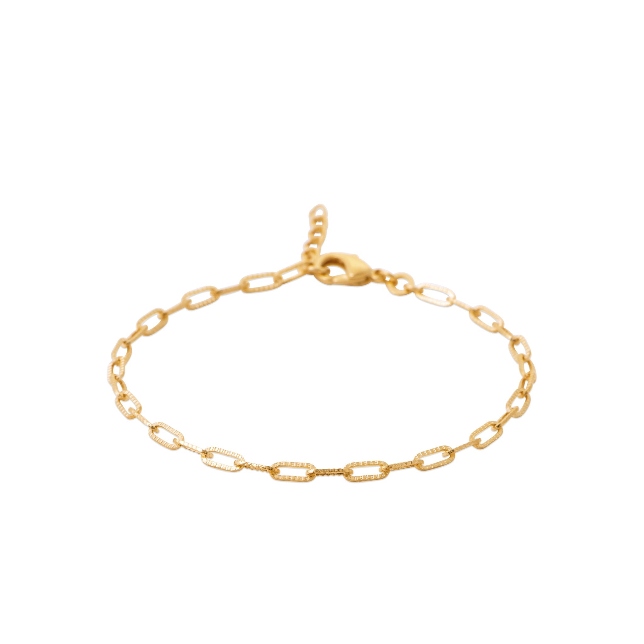 Bracelet doré maille fine Camilla - Bijou photographié sur fond blanc