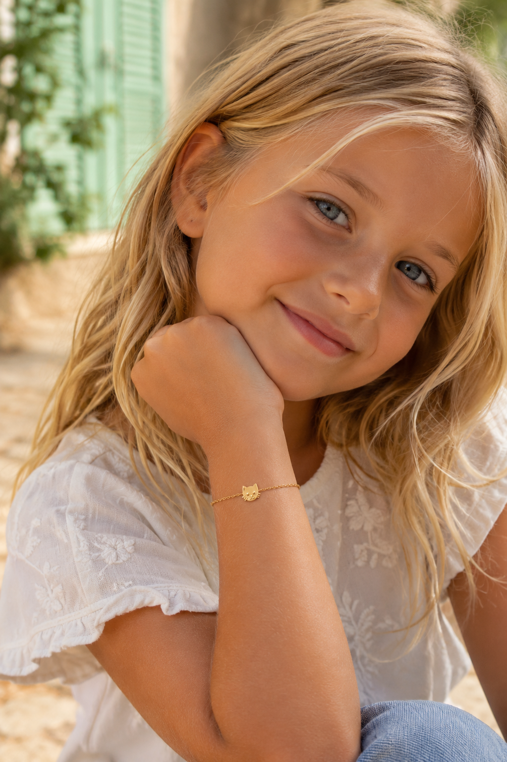 Bracelet pour enfant doré chat - Bijou porté