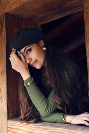 Bracelet doré Favelia rubis zoïsite orné de pierres naturelles - Bijou porté