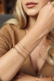 Bracelet doré Garance pampilles striées - Bijou porté