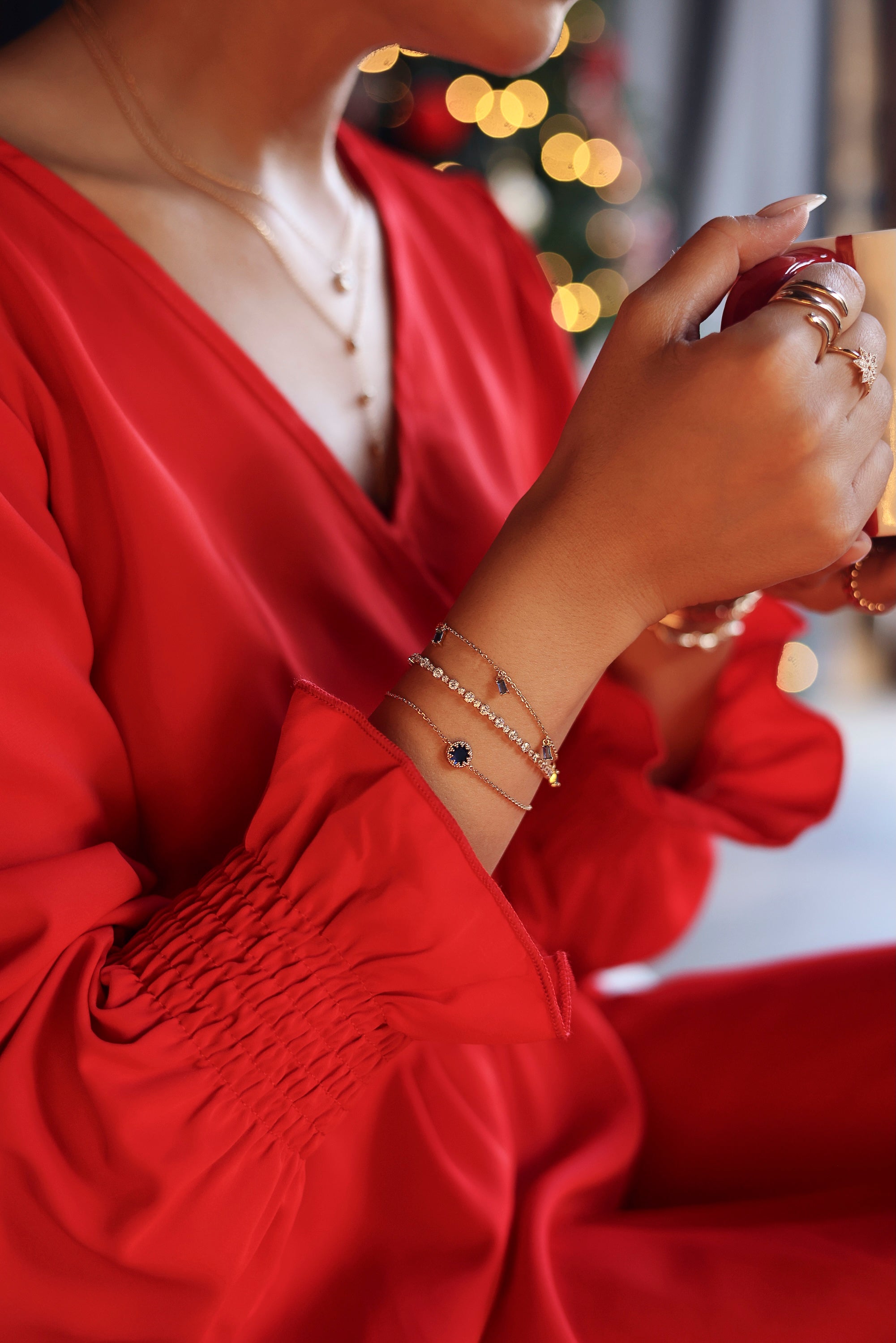 Bracelet doré Ingrid bleu zircon serti en motif étoile - Bijou porté