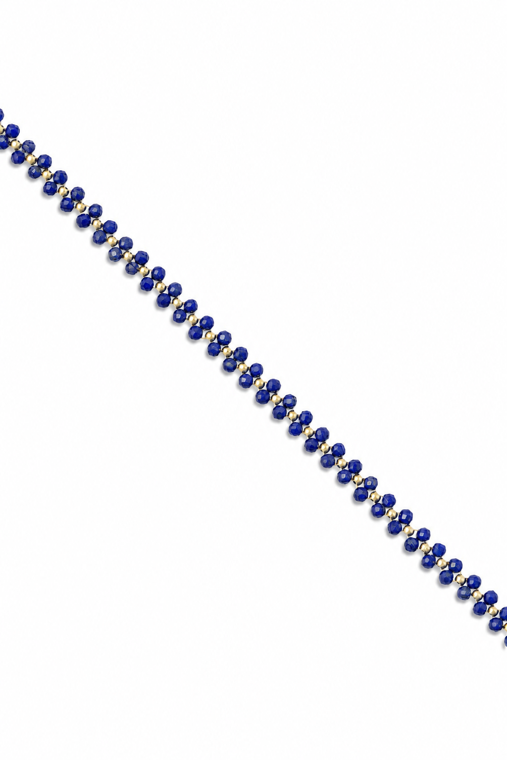 Bracelet en pierres naturelles et perles dorées jahnis lapis lazuli avec finition perles en nacre sur la chaîne de rallonge - Bijou sur fond blanc