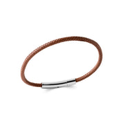 Bracelet pour homme en cuir tressé Mateo - Bijou sur fond blanc