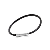 Bracelet pour homme en cuir tressé Mateo - Bijou sur fond blanc