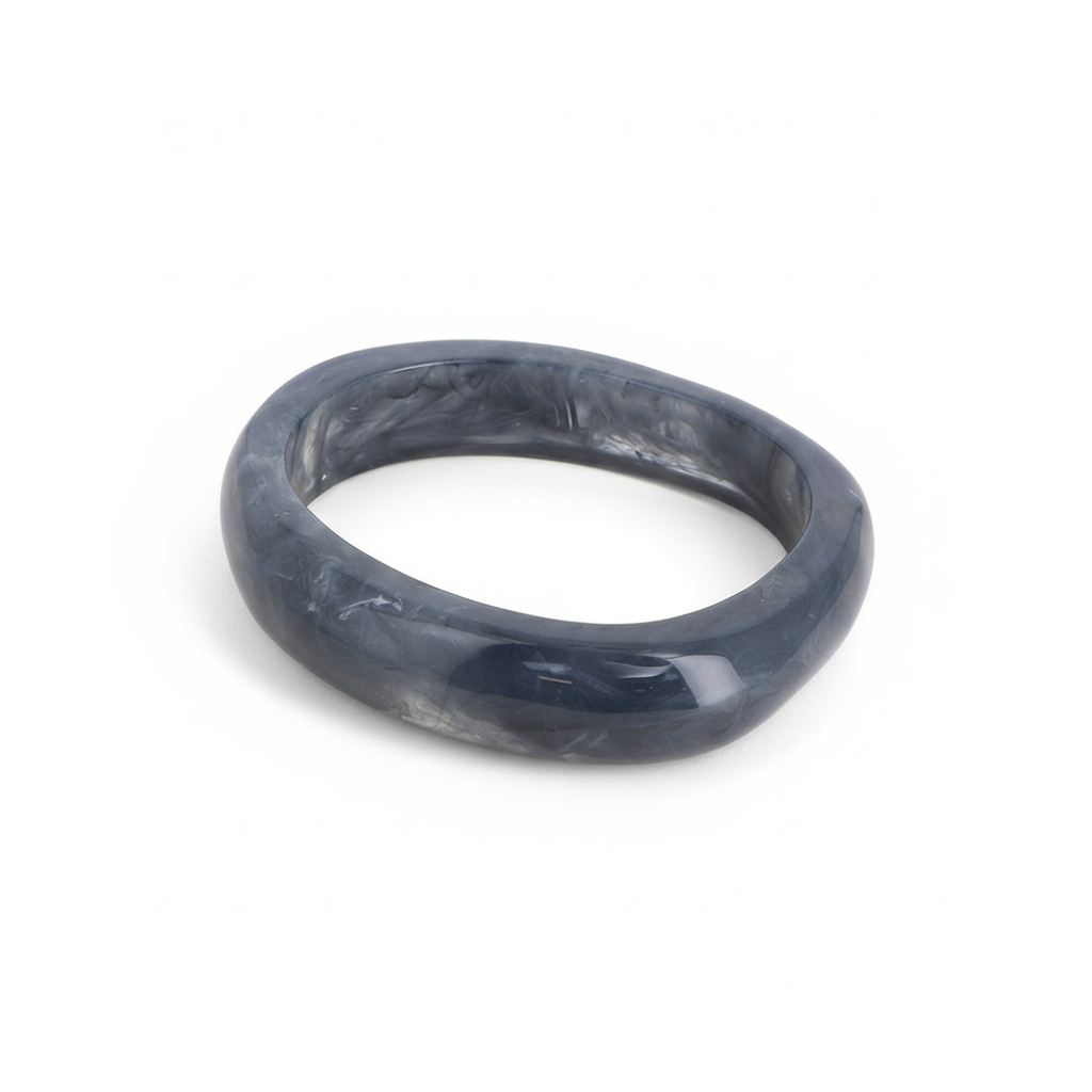 Bracelet jonc en acétate coloré Lima bleu - Bijou photographié sur fond blanc