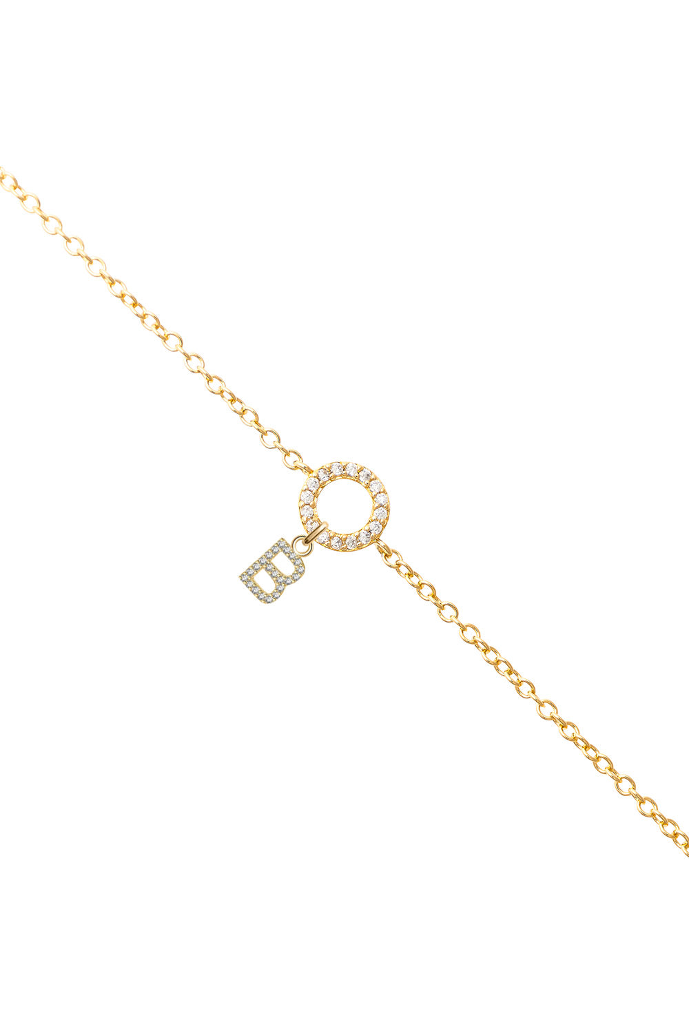 Bracelet personnalisable doré et zircons Betty - Bijou sur fond blanc