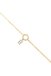 Bracelet personnalisable doré et zircons Betty - Bijou sur fond blanc