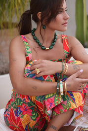 Collier doré Kendra Vert porté