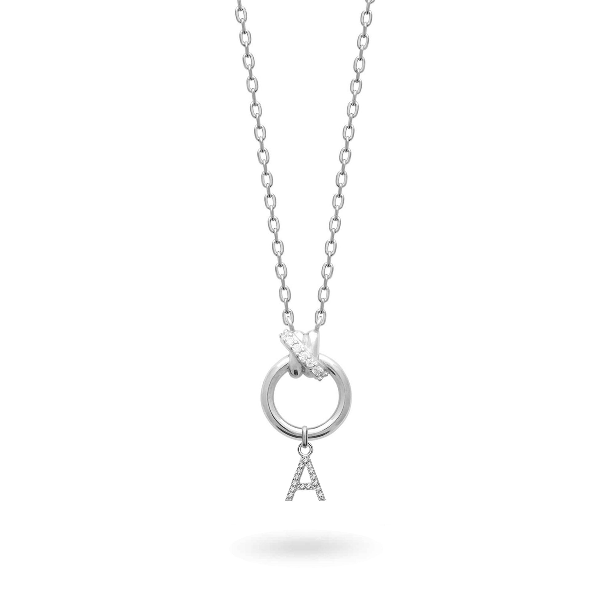 Collier personnalisable argent initiales et charms Kaïs - Bijou sur fond blanc