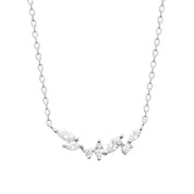 Collier en argent Mounia pendentif zircons en arabesque - Bijou photographié sur fond blanc