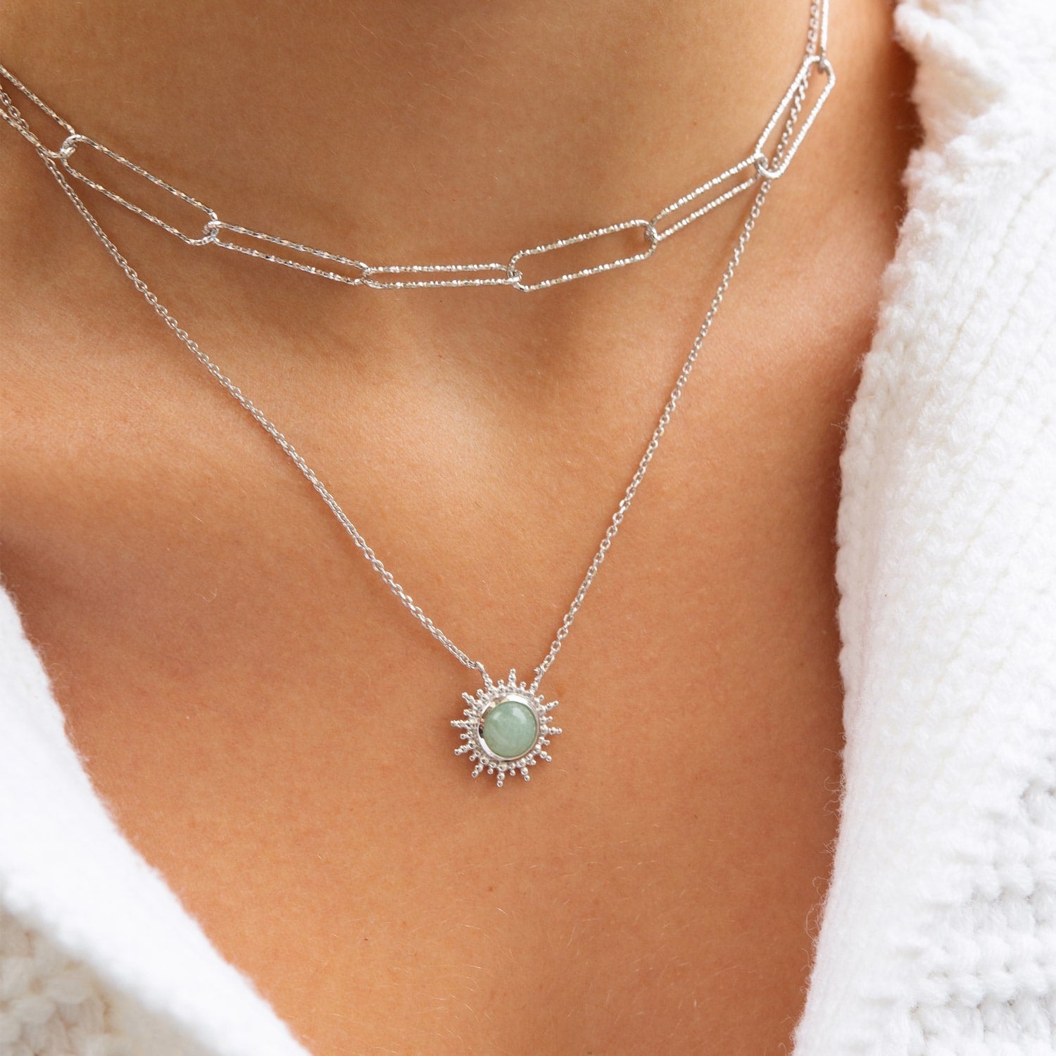 Collier en argent Abby Diamant L maille martelée - Bijou porté
