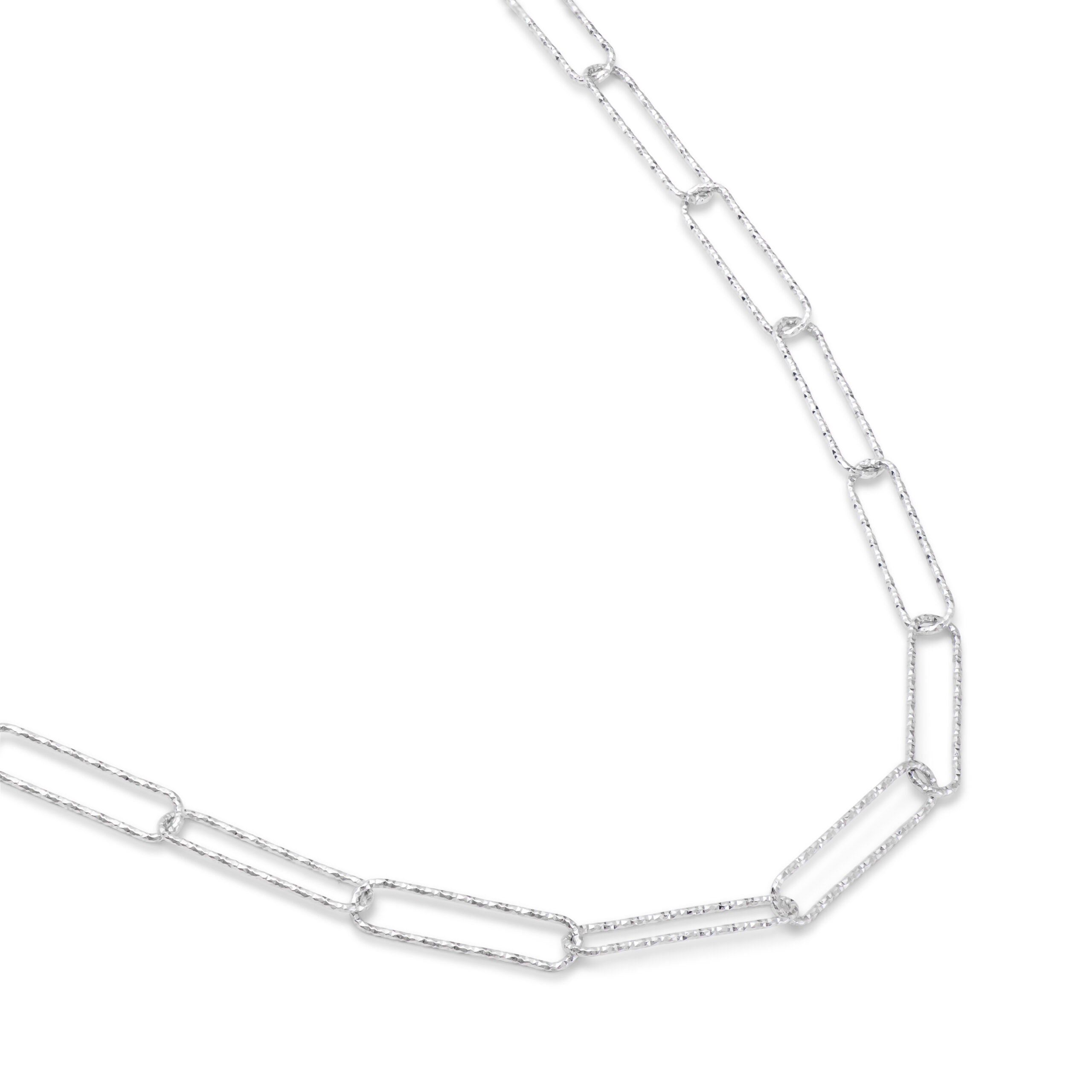 Collier en argent Abby Diamant L maille martelée - Bijou photographié sur fond blanc