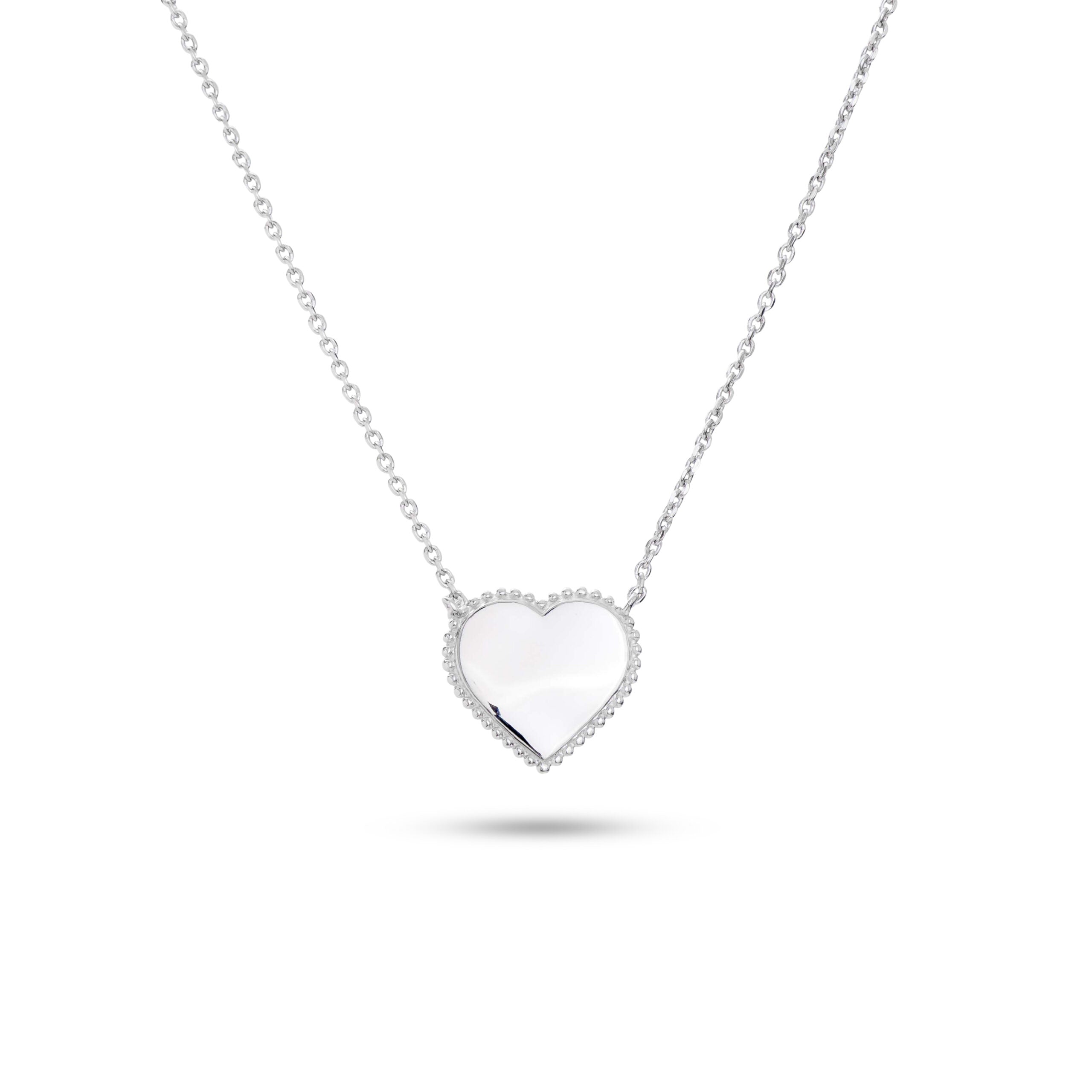 Collier Coeur en argent pendentif coeur - Bijou photographié sur fond blanc