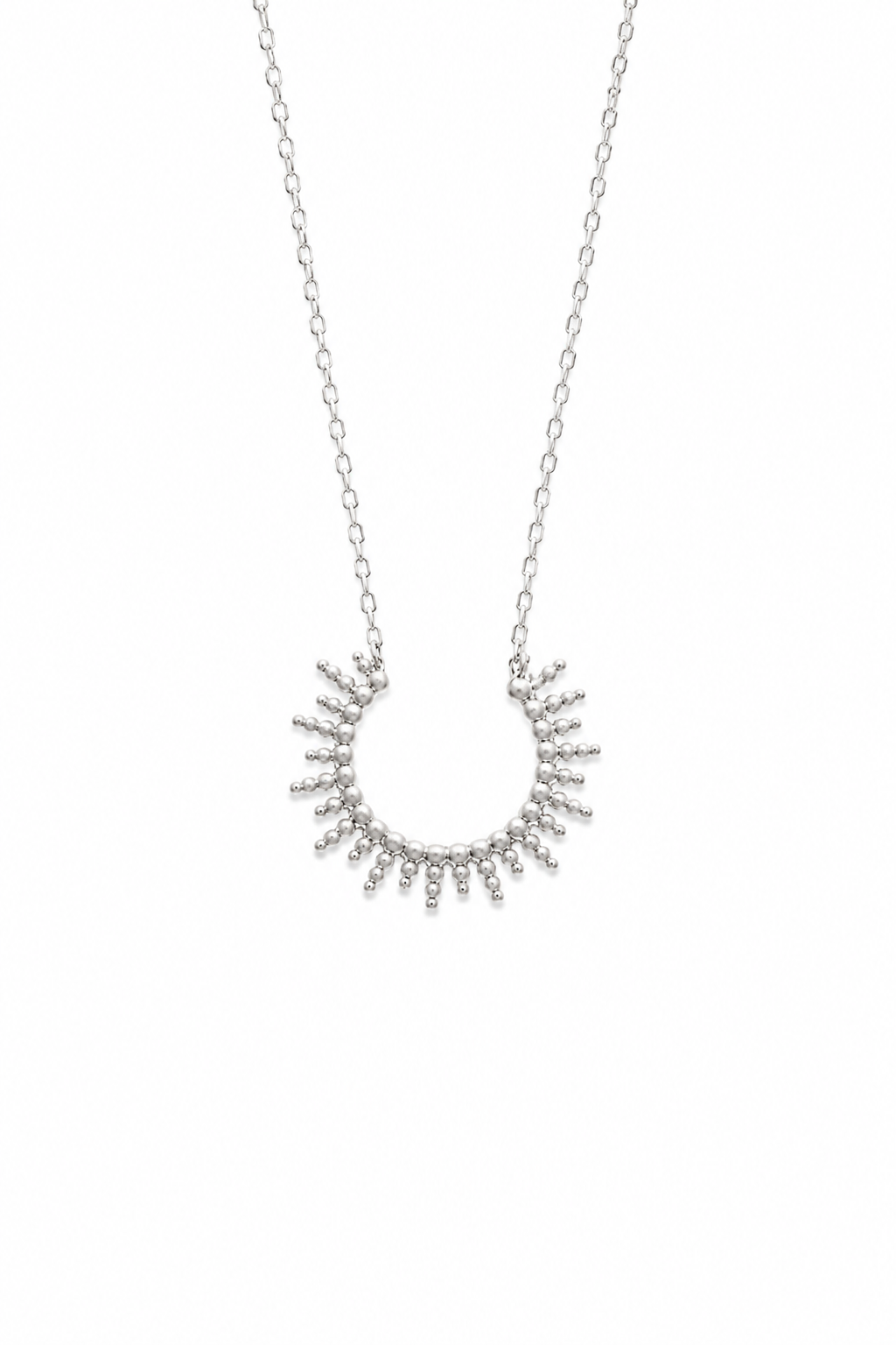 Collier en argent Carole demi soleil - Bijou sur fond blanc