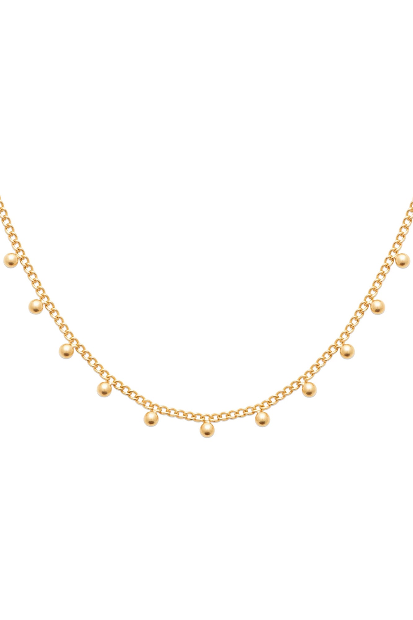 Collier doré Maxime maille fine orné de pampilles perles - Bijou sur fond blanc