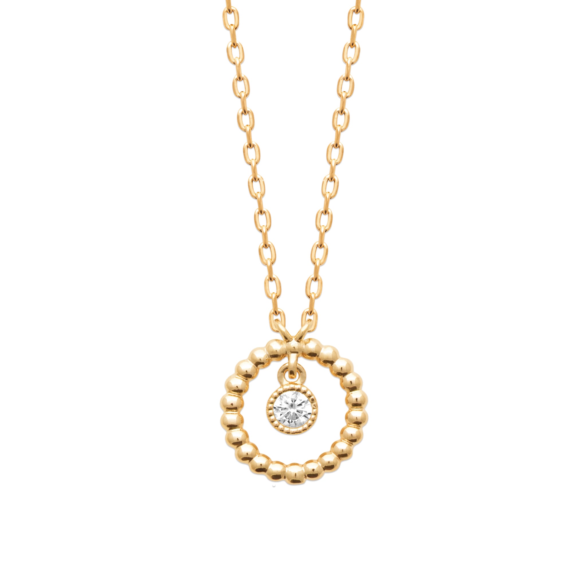  Collier doré Naika avec anneau perlé et pendentif zircon - Bijou photographié sur fond blanc