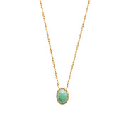 Collier doré Selene aventurine orné d'une pierre ovale en aventurine - Bijou sur fond blanc