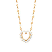 Collier doré Amata pendentif cœur serti de zircons - Bijou photographié sur fond blanc