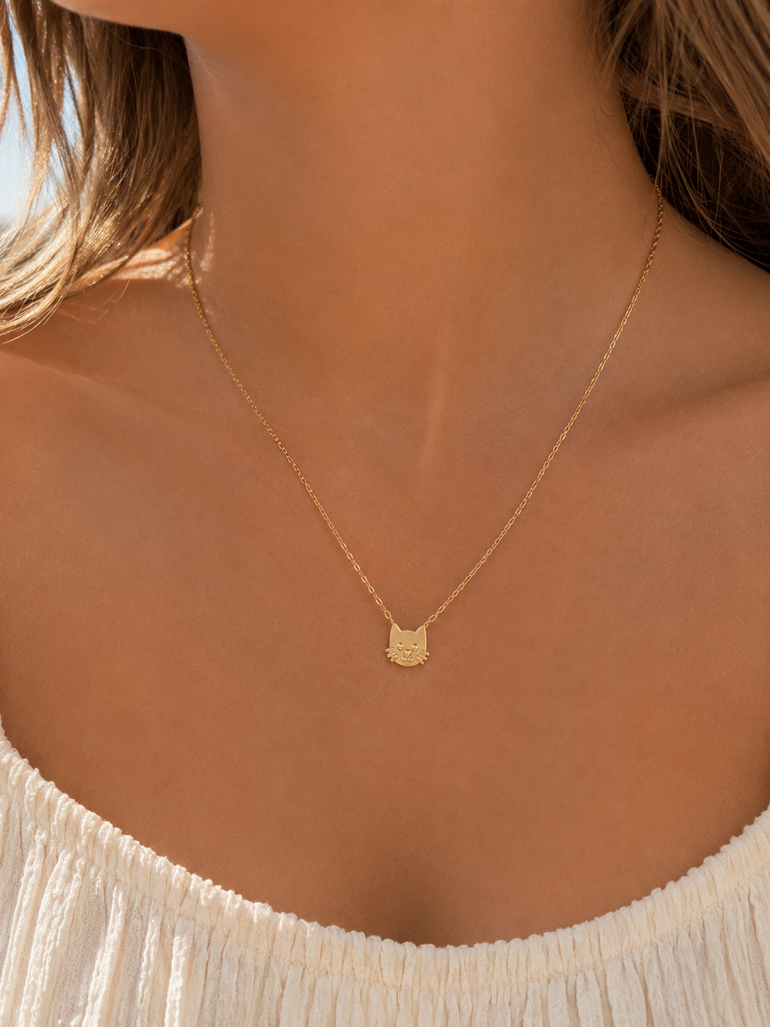 Collier pour enfant doré pendentif chat - Bijou porté