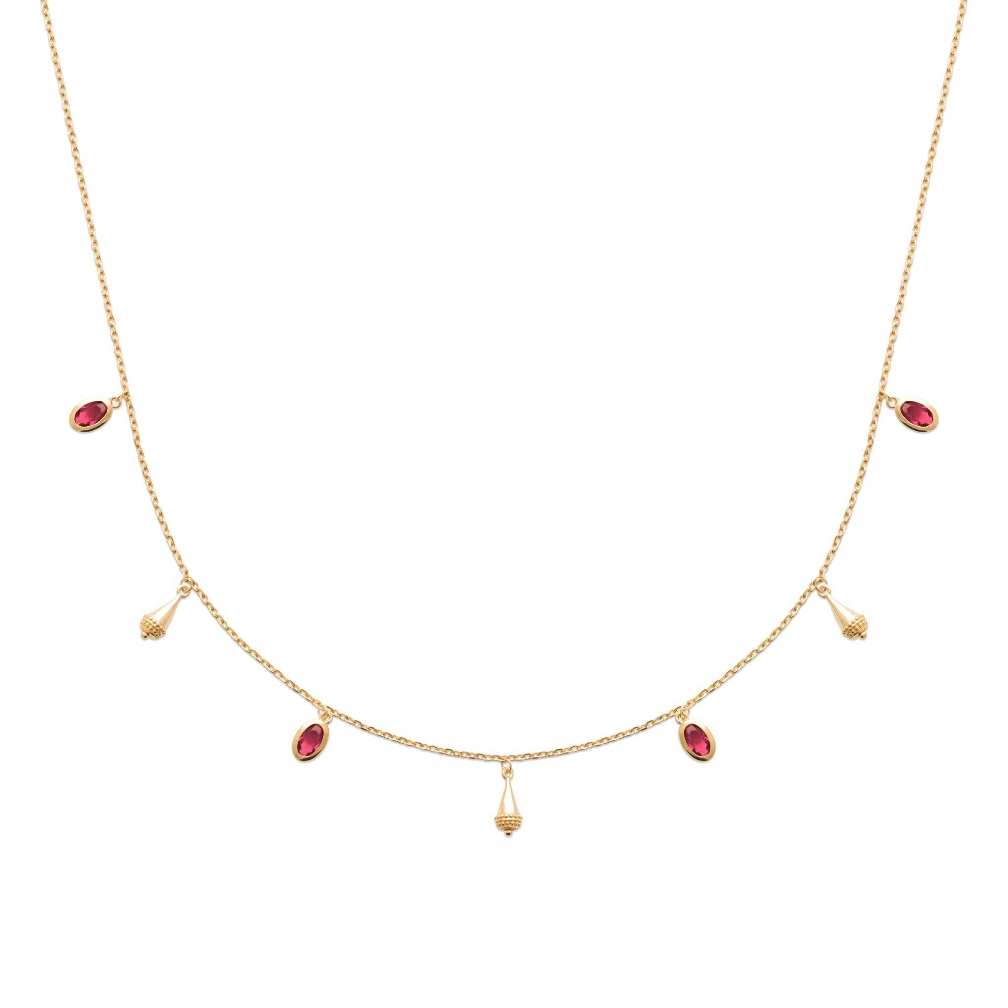 Collier doré Lupa pampilles au motif oriental et zircons roses - Bijou sur fond blanc