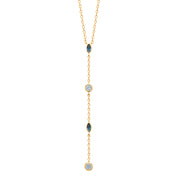 Collier doré Nadège cravate orné de zircons bleus - Bijou photographié sur fond blanc