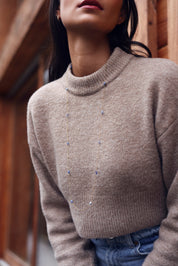 Collier sautoir doré Amilda sodalite chaîne fine orné de pierres naturelles - Bijou porté