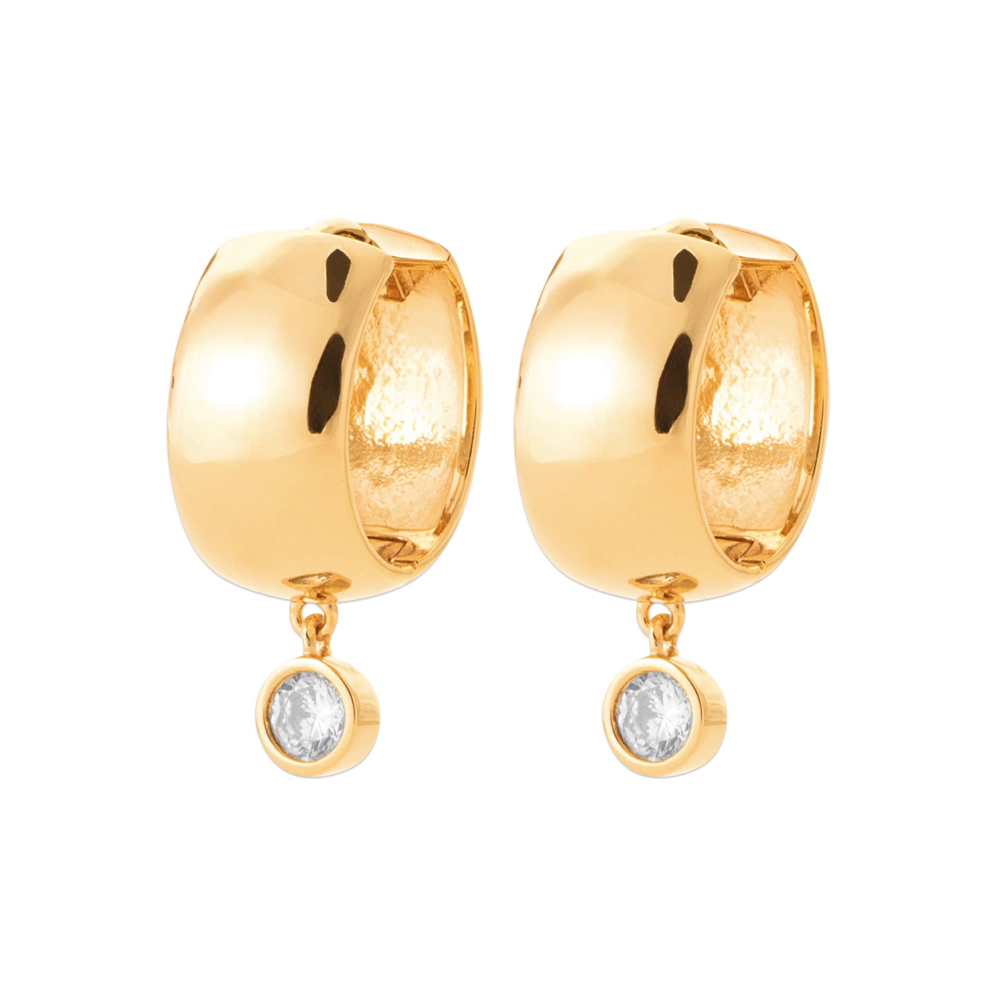 Créoles dorées Latifa épaisses avec pendentif zircon - Bijou photographié sur fond blanc 