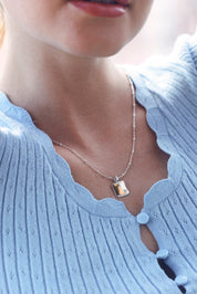 Médaille en argent Rosalie carrée avec bordure perlée et étoile sertie d'un zircon pour gravure - Bijou porté