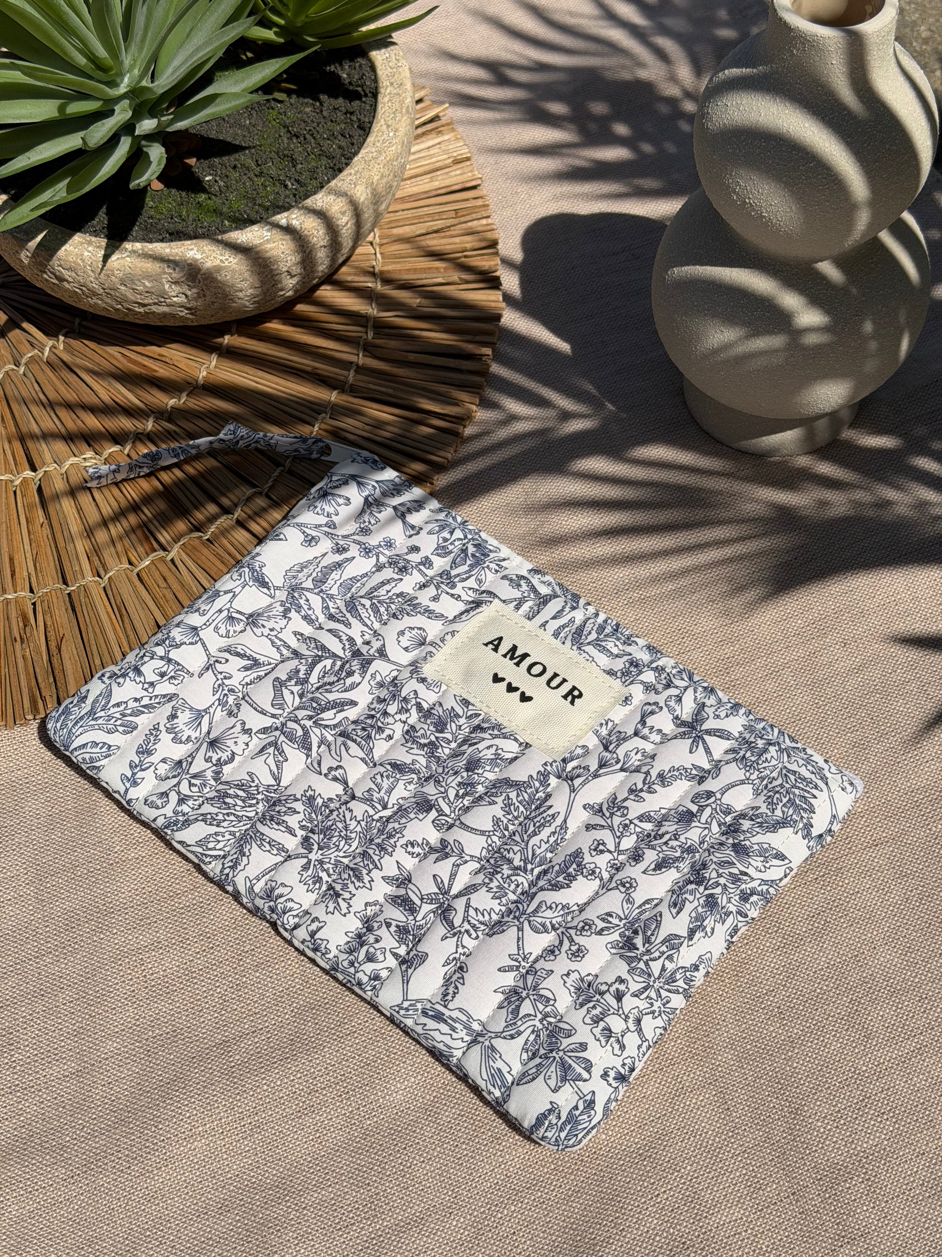 Pochette à zip motif jouy bleu et blanc - Accessoire