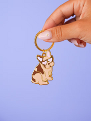 Porte-clé bouledogue qui porte des lunettes en forme de cœur - Accessoire