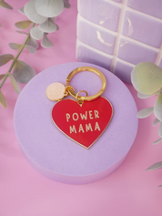 Porte-clé en forme de cœur rouge "Power Mama" - Accessoire