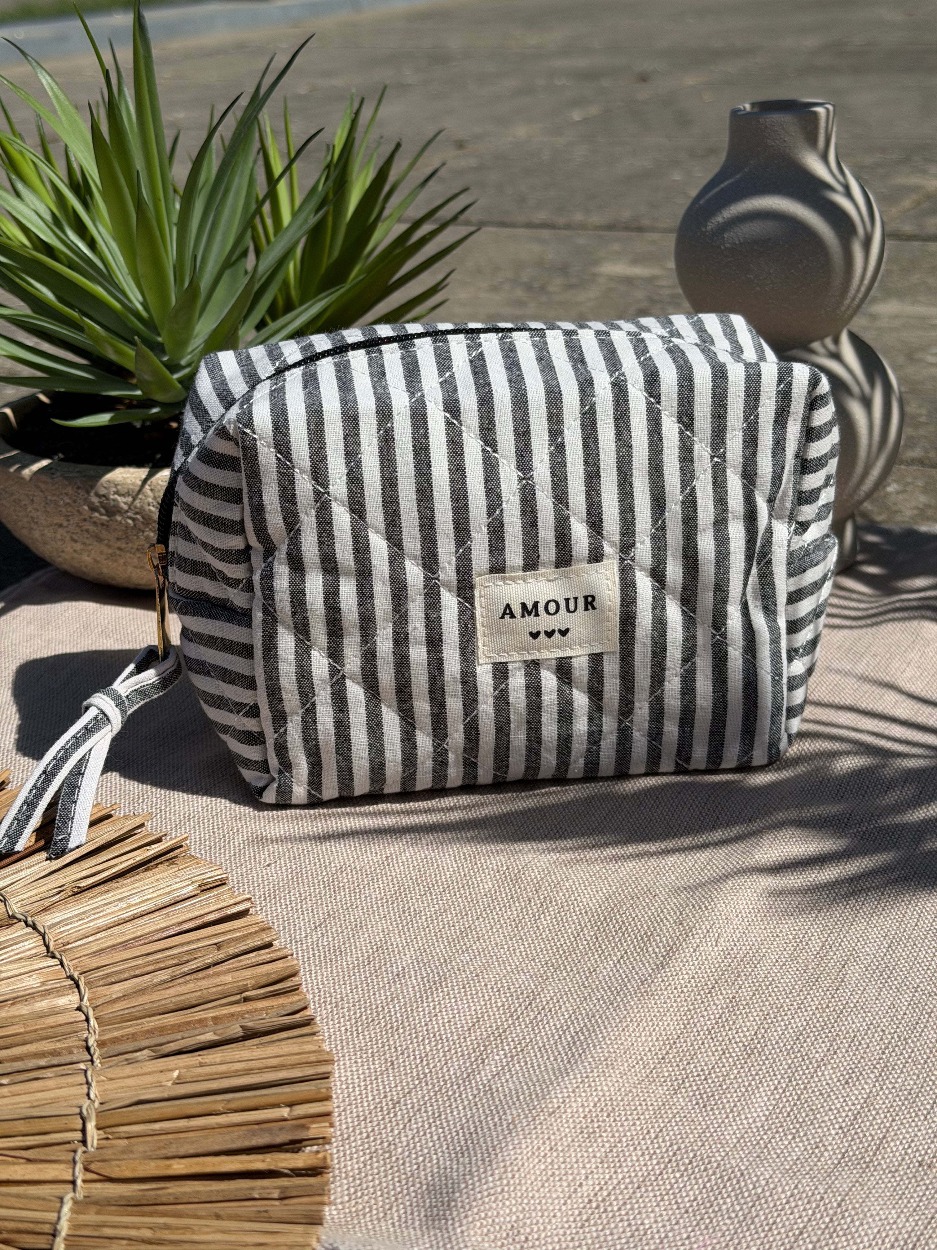 Trousse à zip rayée noir et blanc - Accessoire